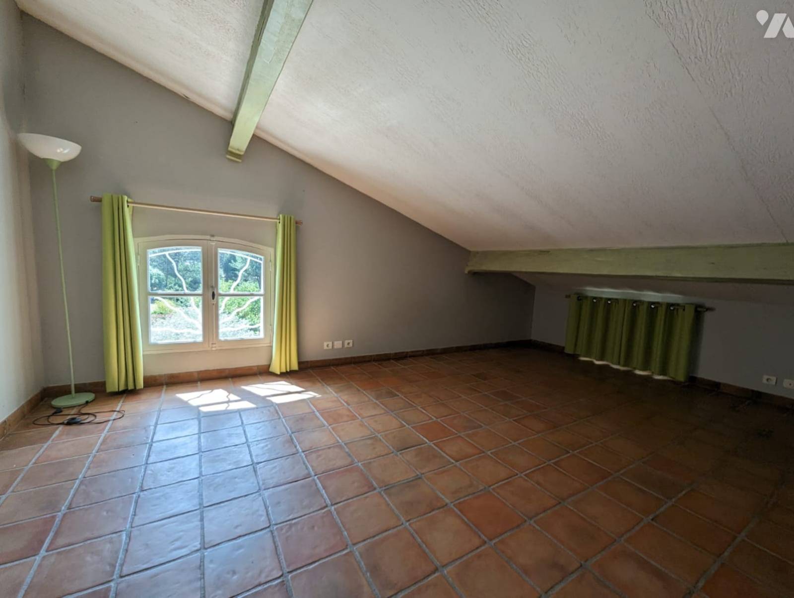 VENDU -- Maison T5 / villa à vendre en Immo-interactif à Aubagne