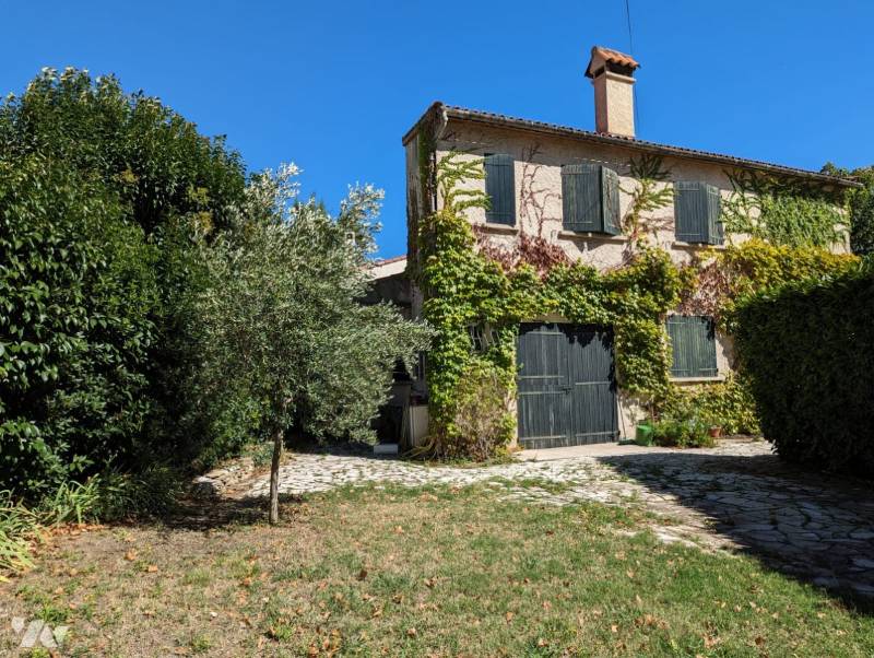 SOUS COMPROMIS -- Vente Maison T4 100m² à Marseille Château Gombert