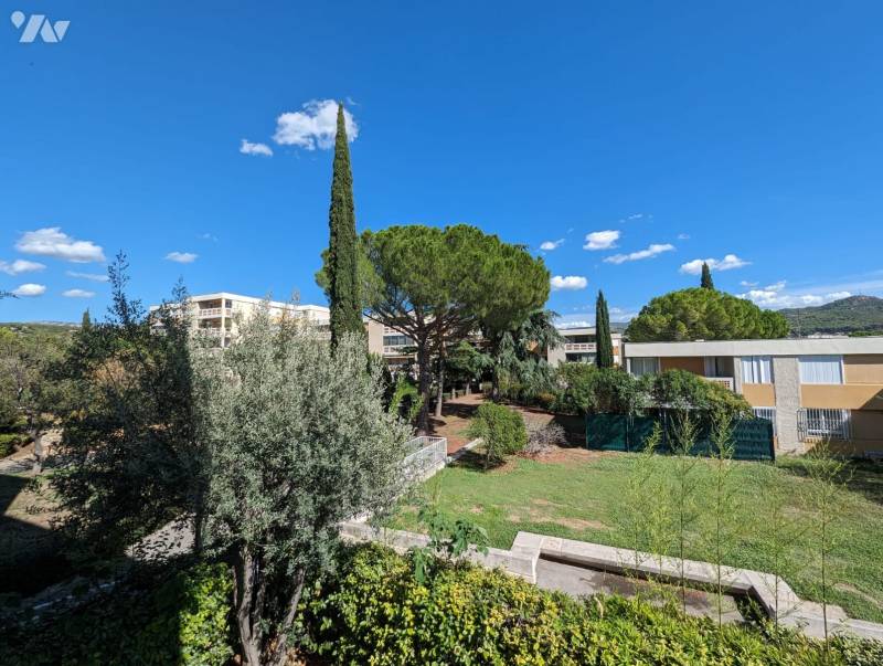 SOUS COMPROMIS -- Appartement T4 à vendre à PLAN DE CUQUES (13380) proximité village