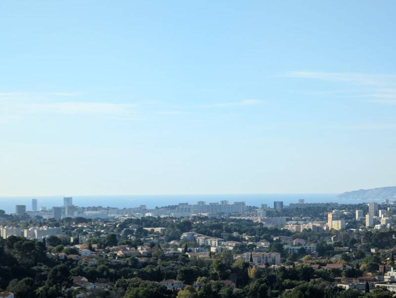 VUE MER sur la rade de Marseille Appartement 3 pièces 78 m² - garage